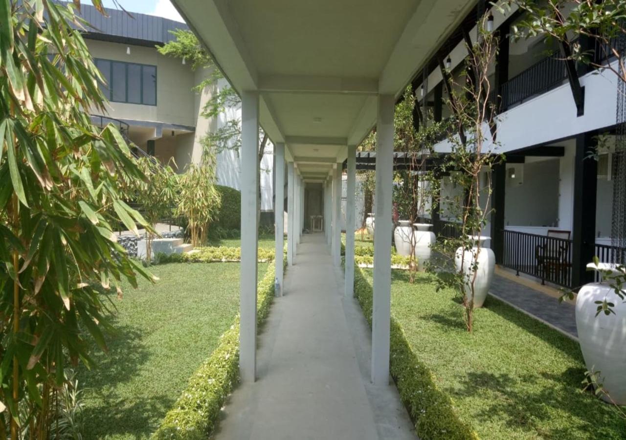 Garden Beach Hotel Kalutara Exterior foto