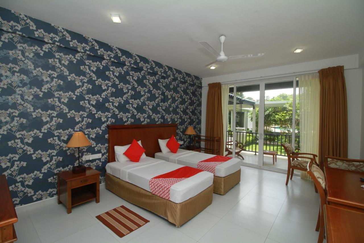 Garden Beach Hotel Kalutara Exterior foto