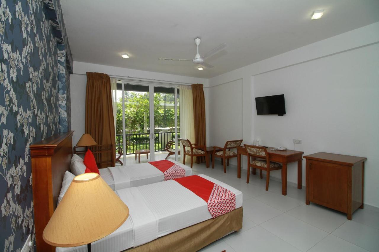 Garden Beach Hotel Kalutara Exterior foto